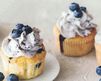 blaubeer-cupcakes.jpg