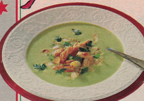 feines_erbsensüppchen_mit_mandelsahne_und_putenbrustscheiben.jpg