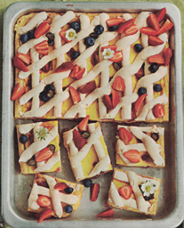 baiser-beeren-kuchen.jpg