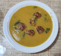 spinatkichererbseneintopf_mit_lammfrikadellen_2.jpg