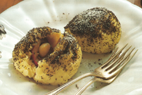 germknödel_mit_zwetschgenmus.jpg
